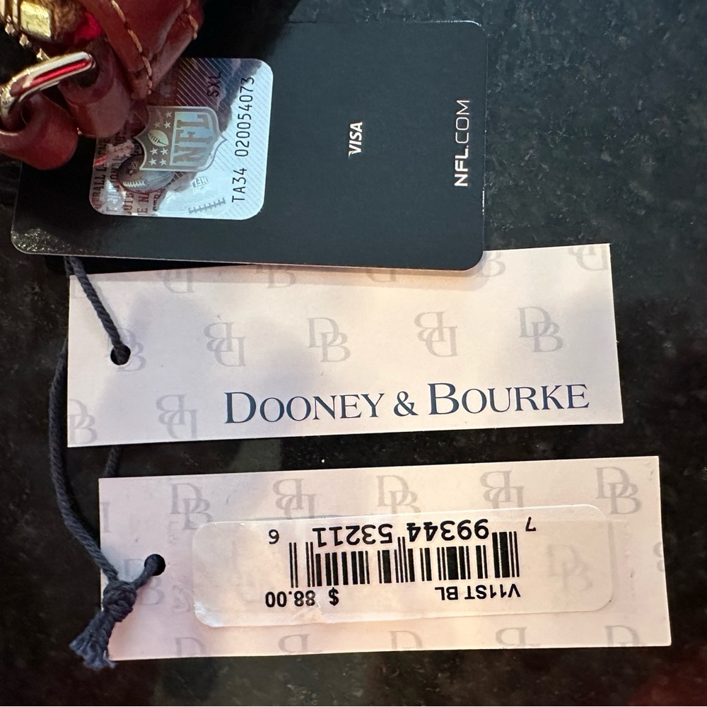 Limited Edition Dooney & Bourke Pittsburgh Steelers Signature Wristlet - Picture 3 of 9